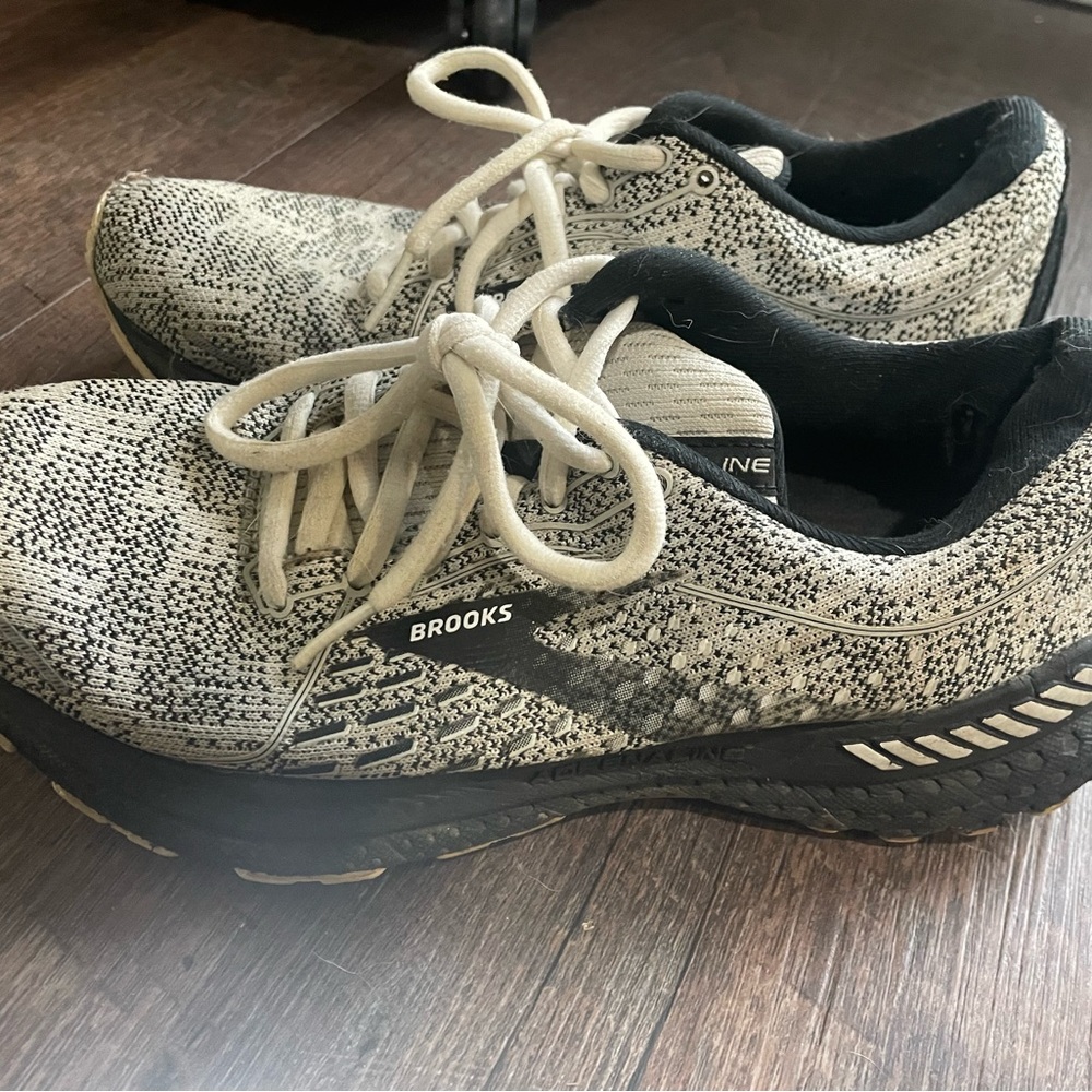 Brooks Monochrome Athletic Sneakers